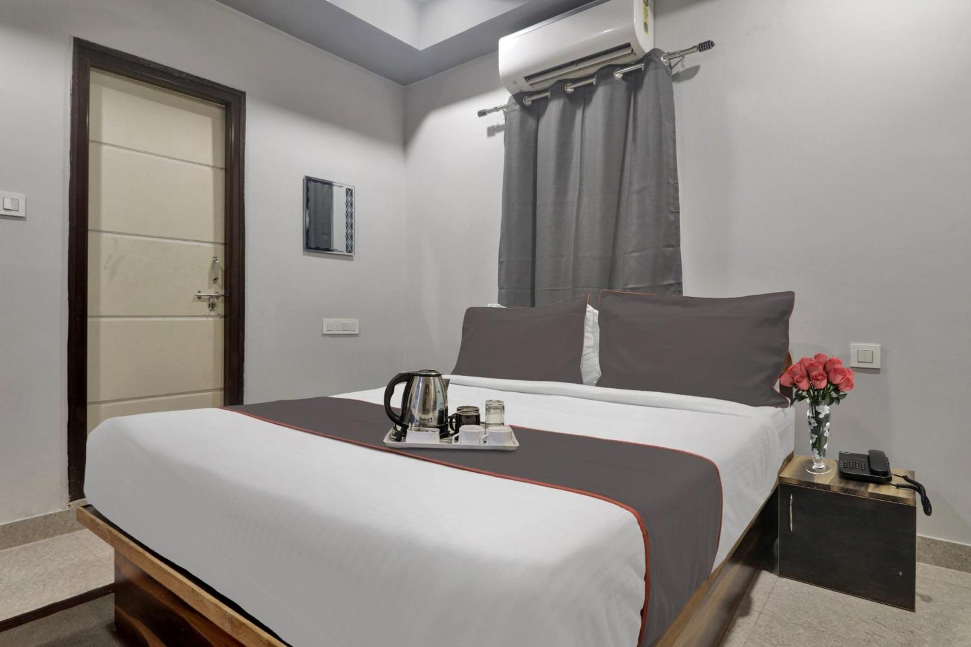 Hotel Super Townhouse Rcc Blizz Kondapur  Zewnętrze zdjęcie