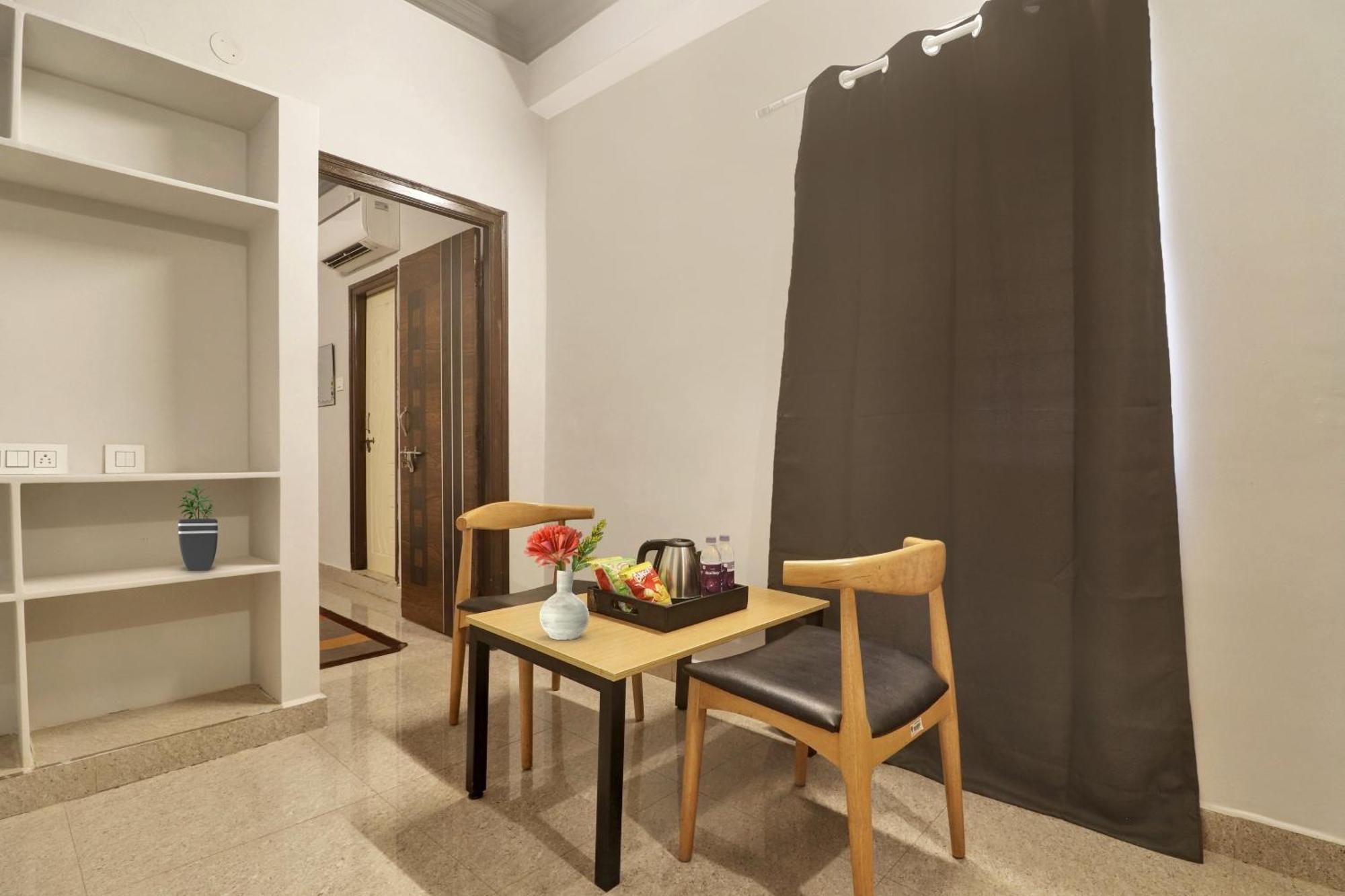 Hotel Super Townhouse Rcc Blizz Kondapur  Zewnętrze zdjęcie