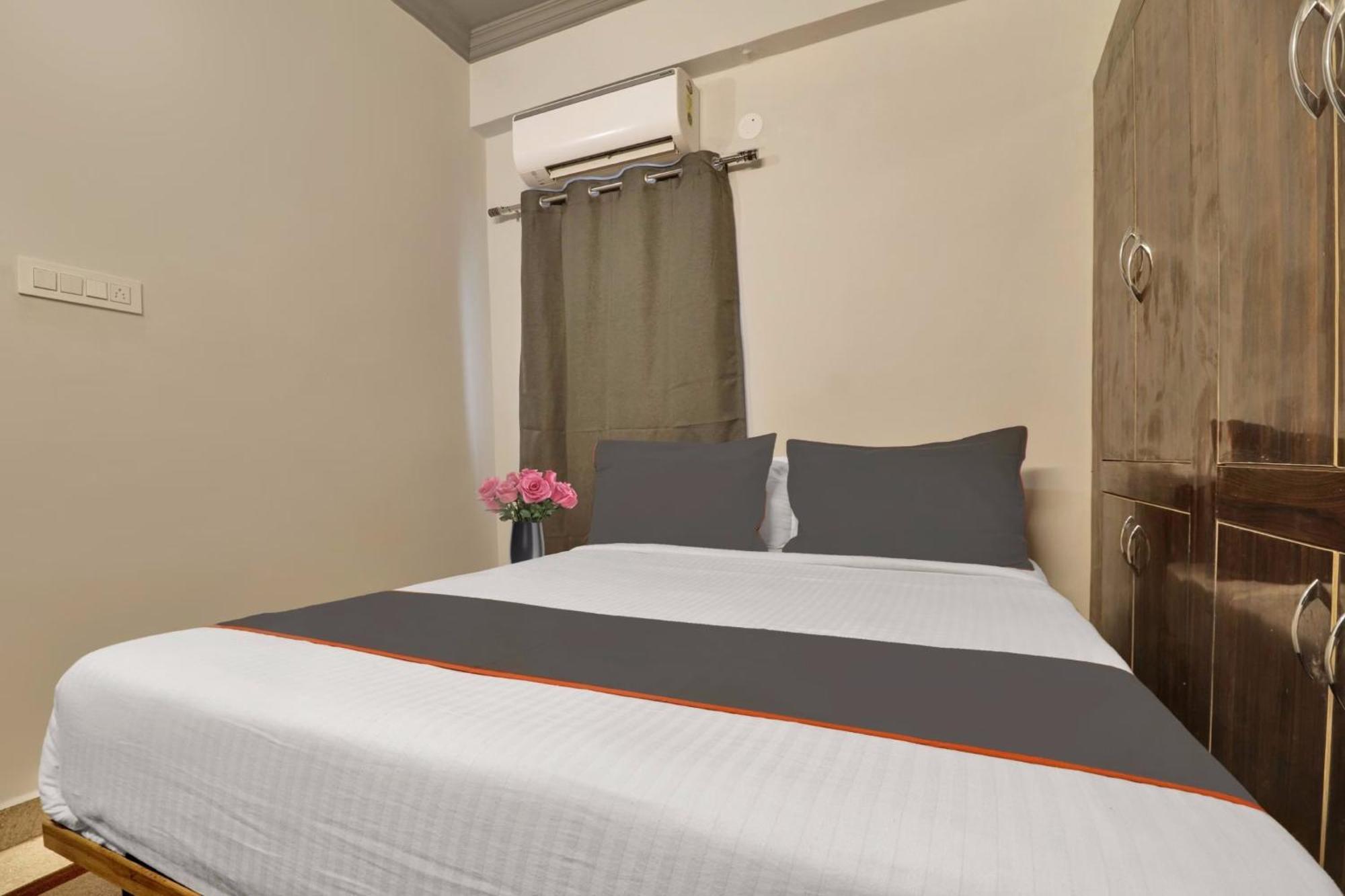 Hotel Super Townhouse Rcc Blizz Kondapur  Zewnętrze zdjęcie
