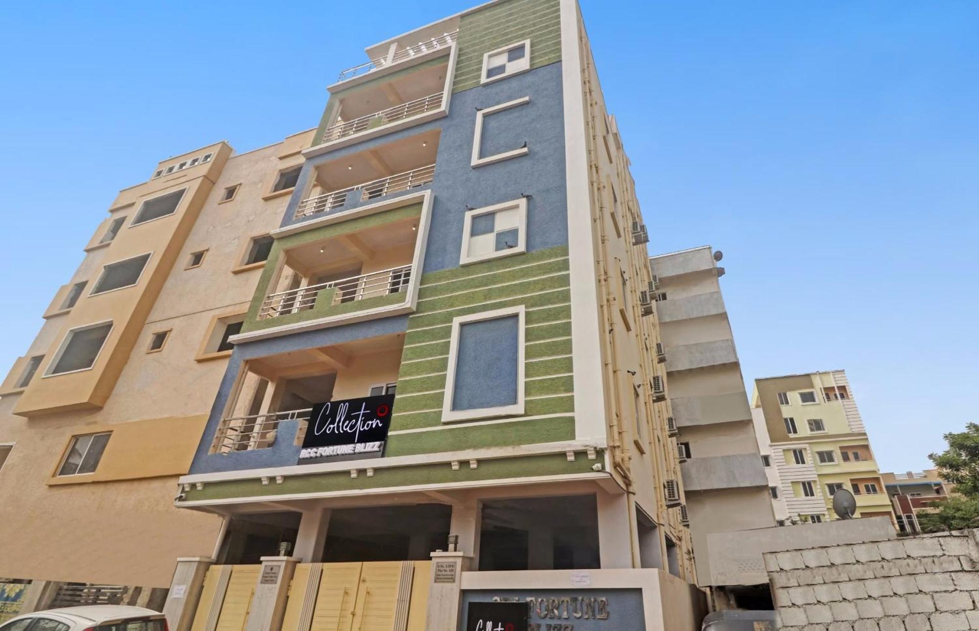 Hotel Super Townhouse Rcc Blizz Kondapur  Zewnętrze zdjęcie