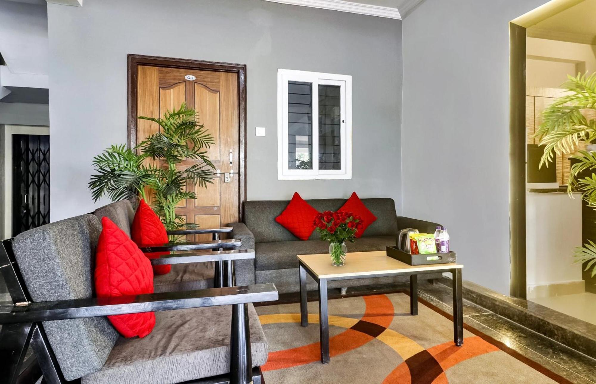 Hotel Super Townhouse Rcc Blizz Kondapur  Zewnętrze zdjęcie