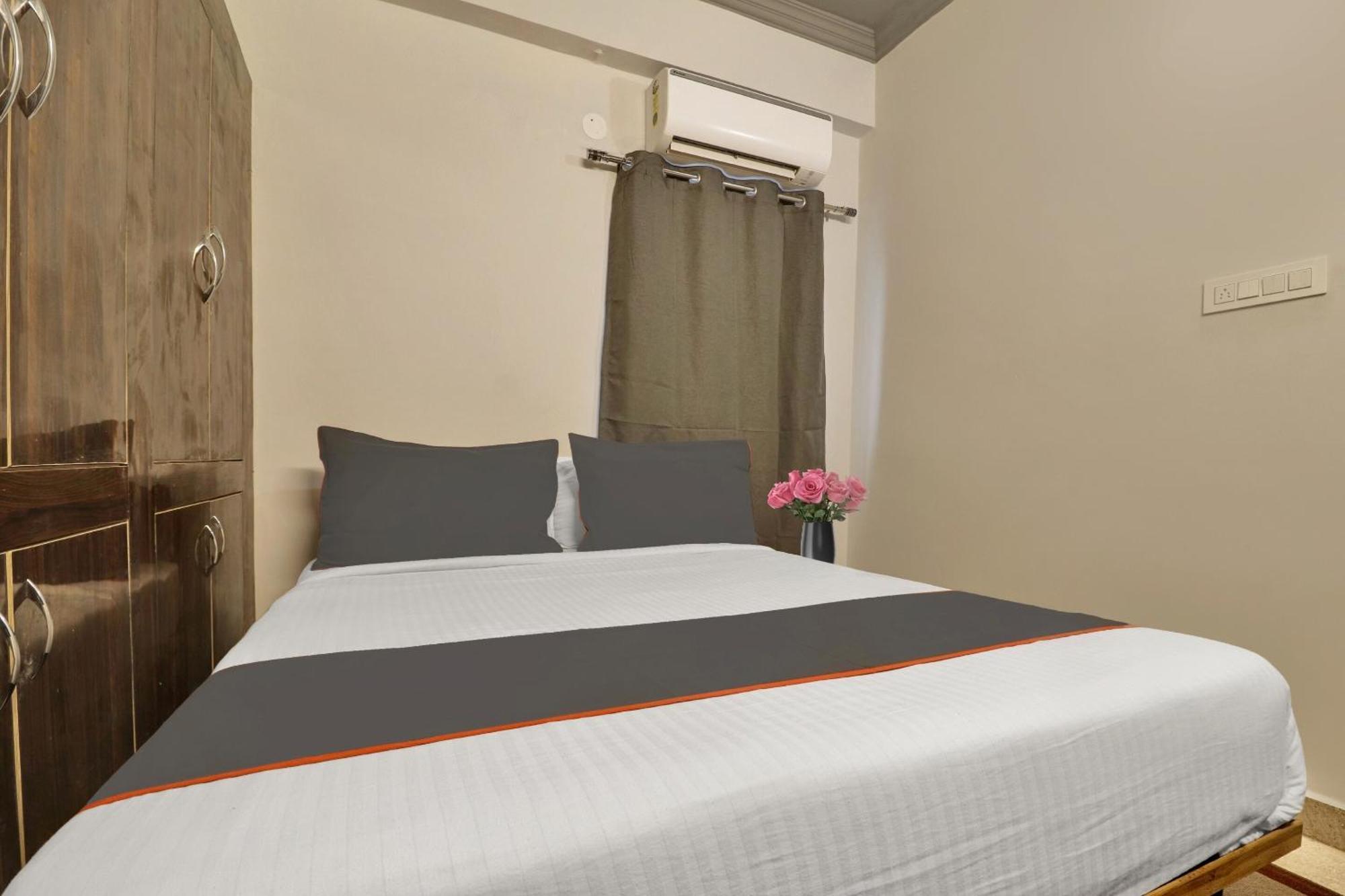 Hotel Super Townhouse Rcc Blizz Kondapur  Zewnętrze zdjęcie
